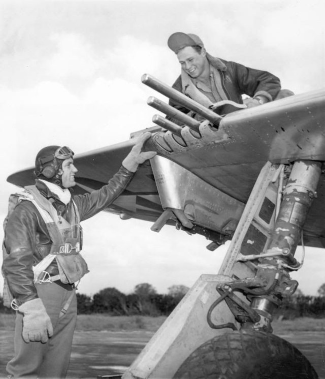 Thunderbolt (шасси).jpg